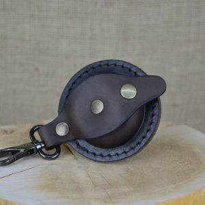 Kožená mincovka kulatá skladem