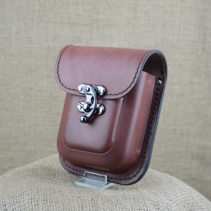 Kožená kapsa s prolisem na kotvu skladem