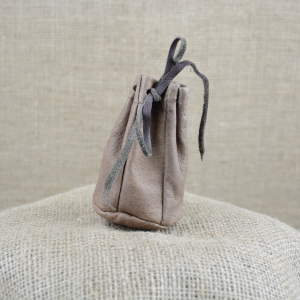 Kožený měšec na šňůrku malý skladem