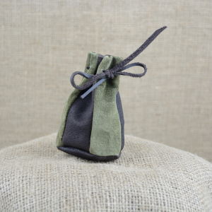 Kožený měšec na šňůrku malý skladem